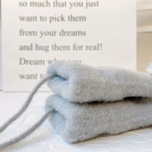 Guantes Infantiles de Dibujos Animados con Forma de Zanahoria, Guantes Cálidos de Invierno para Niños, Forrados de Felpa, Gruesos, de Doble Capa, a Prueba de Frío, con Dedos Descubiertos - Product Image 4