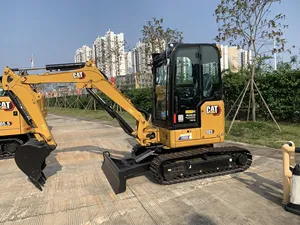 Equipo de Excavación Compacto Hidráulico 303CR para Trabajos Residenciales, Municipales y al Aire Libre - Product Image 1