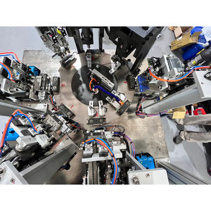 Máquina Compacta de Ensamblaje de Piezas Pequeñas Totalmente Automática, Voltaje Personalizable, Reduce los Costos de Mano de Obra, Aumenta la Eficiencia para el Hardware - Product Image 1