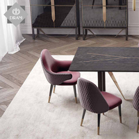 Nouvelle arrivée moderne confortable dinant la chaise avec la jambe en métal de haute qualité en cuir véritable chaise chaise de salle à manger moderne de luxe