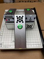Perangkat Pemantik Laser Tak Terlihat Mini 1,5m Portabel Isi Ulang LPW-40 yang Dapat Disesuaikan untuk Pembersihan Rintangan