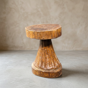 Taburete de Cuero Tribal Naga, Hecho a Mano, de Madera Maciza y Metal, Tradicional y Moderno, Apilable, Otomana Acolchada para Dormitorio o Apartamento - Product Image 5