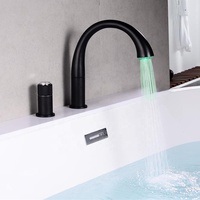 Robinet de baignoire de luxe en laiton de haute qualité, moderne, à poignée unique, pour hôtel, à montage sur le rebord, avec bec LED