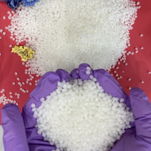 Nhà máy trực tiếp Virgin tái chế PP nguyên liệu nhựa PET viên trinh tái chế LDPE HDPE LLDPE EVA GPPS hạt nhựa - Product Image 1