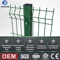 Grillage métallique 3D en acier PVC vert de haute qualité pour clôtures extérieures, treillis, portails et panneaux de clôture en fil de fer