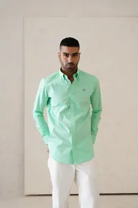 Camisas de negocios transpirables de secado rápido con cuello de botón para hombre informal de algodón 100% verde mar sólido para verano talla 6XL servicio OEM - Product Image 2