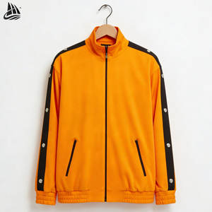 Chaqueta Deportiva Personalizada con Logotipo, Estilo Desgarrable, Franjas Laterales, Botones Desmontables y Cierre de Cremallera para Hombre - Product Image 2