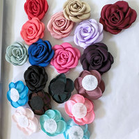 Kancing Manset Bunga Kamelia Satin 4cm Buatan Tangan Langsung dari Pabrik, Model Fashion Empat Musim dengan Pinggiran Terbakar untuk Pakaian