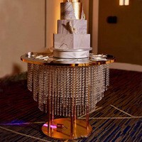 Table de mariage décorative neuve en acier inoxydable avec rideau de perles de cristal lumineuses, table à gâteau 60x75cm, vente directe usine