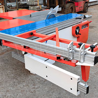 Scie à panneaux horizontale de précision Vortek avec bras oscillant à 45/90 degrés, moteur 5,5 kW, longueur de coupe maximale 2300 mm, 300 mm