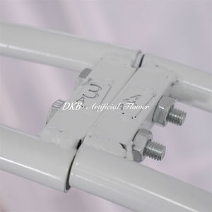 Arche de toile de fond florale en fer avec support pour fleurs artificielles personnalisable - Product Image 6