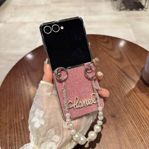 Housses de téléphone à rabat scintillantes de luxe avec décorations Guangzhou vente en gros de housses mobiles à rabat pour <span class=keywords><strong>Samsung</strong></span> Galaxy avec bracelet en perles - Product Image 4