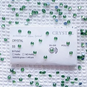 Стразы Yantuo оптом, размеры SS4-SS30, перидот, светло-зеленые, высококачественные, термоклеевые, для одежды - Product Image 3