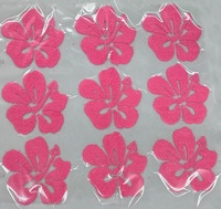 Patch thermocollant 3D en chenille pelucheuse rose personnalisé en usine, motif fleur, découpé au laser, pour vêtements