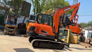 Excavadora Usada de Alta Calidad Doosan DX55, Motor, Bomba, Caja de Cambios Originales, 5 Toneladas de Capacidad Operativa, 6 Toneladas de Capacidad, Modelo 2020 - Product Image 2