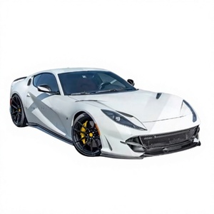 ชุดแต่งตัวถังรถยนต์คาร์บอนไฟเบอร์คุณภาพสูง เหมาะสำหรับ Ferrari 812 พร้อมลิ้นหน้า สเกิร์ตข้าง และสปอยเลอร์หลัง - Product Image 5