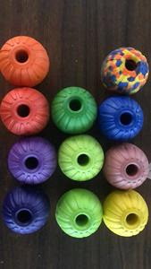 Mainan Hewan Peliharaan Kuda Anjing Border Pastoral Perlengkapan Latihan Bahan EVA Mainan Gigitan Tali Bulat Berongga Padat untuk Bola Tarik Cincin - Product Image 5