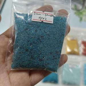 Opale synthétique concassée de laboratoire, 2 mm-30 mesh, pour bijoux en résine de bois, avec couleurs. - Product Image 3