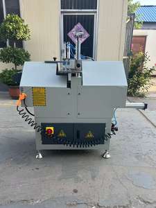 Machine de fabrication de porte de fenêtre de scie à perles de <span class=keywords><strong>vitrage</strong></span> UPVC | Machine de <span class=keywords><strong>découpe</strong></span> et de cintrage de perles à <span class=keywords><strong>double</strong></span> <span class=keywords><strong>vitrage</strong></span> pour fenêtres en plastique - Product Image 3