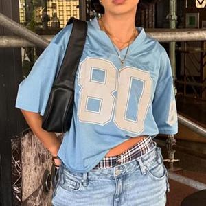 T-shirt pour femme RUICHI, style streetwear américain, imprimé lettres, col en V, coupe ample décontractée, basique - Product Image 1