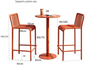 Ensemble de salle à manger extérieur moderne en fer forgé, chaises de bar empilables et table, adapté aux terrasses d'hôtels, cours et jardins