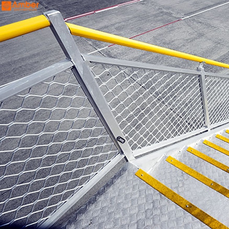 Decorative Architectural Raised Flattened Aluminum Stainless Steel Expanded Metal Ramp Steps Stairs Walkway Wire Mesh