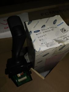 Pièces automobiles Chine Nouveau commutateur d'essuie-glace de haute qualité OEM 6G9T17A553AC pour <span class=keywords><strong>Ford</strong></span> <span class=keywords><strong>SMAX</strong></span>/ZS - Product Image 2