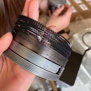 Piezas de motor de coche, anillo de pistón para <span class=keywords><strong>BMW</strong></span> N52 N52B25 N52B30 OE 11257561848 11257559434, <span class=keywords><strong>precio</strong></span> de fábrica - Product Image 3