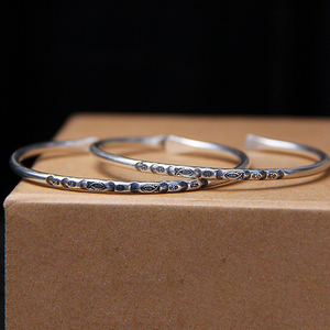 Bracciale semplice in argento Sterling S925 lavorato a mano da uomo e da donna con apertura a pesce intagliato Vintage regolabile con braccialetti di buona fortuna regali