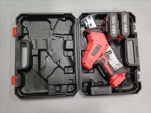 منشار كهربائي UM ببطارية ليثيوم منشار كهربائي لاسلكي قابل للنقل لقطع الخشب - Product Image 4