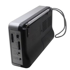 Radio Portátil AM/FM con Carcasa de Plástico, Funciona con Batería, Conector DC, Pantalla, Modo de Bajo Rango de Sonido, Altavoz Grande - Product Image 4