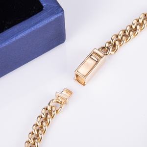 เครื่องประดับเมสซี่ MSB-511 ทองคำ 10K 14K 18K สีเหลืองทอง เครื่องประดับสั่งทำพิเศษ มอยส์ซาไนต์ มรกตสังเคราะห์ สร้อยข้อมือ - Product Image 3