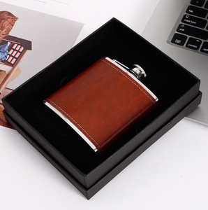 स्टेनलेस स्टील के साथ चमड़े लिपटे ब्राउन हिप फ्लास्क कीप शराब व्हिस्की शराब शराब के लिए सेट - Product Image 1