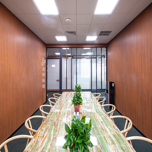 Intimité Insonorisé <span class=keywords><strong>Bois</strong></span> MDF WPC panneau mural préfabriqué intérieur cloison séparateurs <span class=keywords><strong>de</strong></span> pièces cabine Panneau solide cloison - Product Image 4