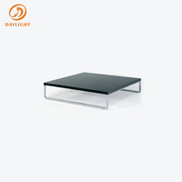 Table basse carrée de style Bauhaus avec base en chrome, table basse minimaliste noire moderne pour salon et bureau de luxe