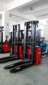 GP Manufacturer Full Electric <strong>Pallet</strong> <strong>Stacker</strong> 2T Capacity 1.6m 2m 3m <strong>4m</strong> 5m Lift Height DC Power with Pedal and Handrails - Product Image 6