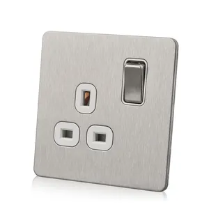 Brushed Chrome Stainless Steel 3 Pin Plug Soket Dinding