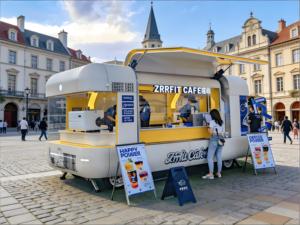 Food Truck Giallo Personalizzato con Macchina da <span class=keywords><strong>Caffè</strong></span> Espresso Commerciale per <span class=keywords><strong>Caffè</strong></span> Fresco nel Piazza Storica - Product Image 1