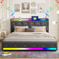 Sentez la rythmation avec ce lit en velours, deux enceintes Bluetooth, des tiroirs de rangement dorés et des lumières LED synchronisées à la musique, beige, gris, noir