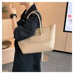 Sac à main de grande capacité de haute qualité, nouveau modèle coréen, sac à main rétro pour l'automne et l'hiver, sac à main tendance - Product Image 3