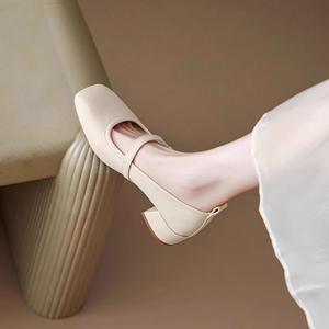 รองเท้าส้นตึกแบบสวม รุ่นใหม่ประจำฤดูใบไม้ร่วงและฤดูร้อน ดีไซน์แบบแมรี่เจน สำหรับเจ้าสาว หนังพรีเมียม สไตล์เรโทรฝรั่งเศส สายไขว้ - Product Image 4