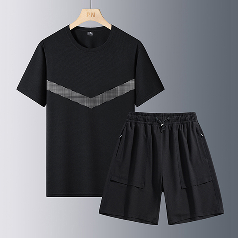 Black[T-shirt] +Dark Gray[short]