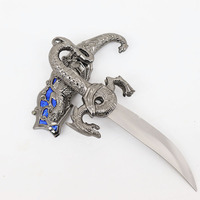 Ornement en métal de couteau double dragon mongol pour armes jouets Cosplay ou dagues en métal fabriquées à la main