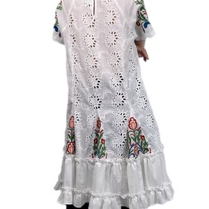 Robe Bohème Gothique Brodé de Fleurs, Robe de Soirée Décontractée Ucraine & Ghana, Robes Amples en Lin à Manches Longues pour Femmes - Product Image 3