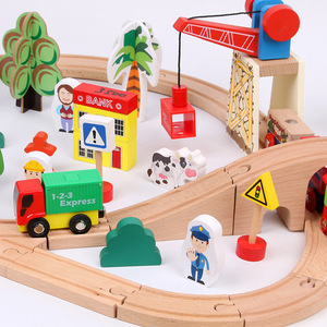 Ensemble de jouets de train en <span class=keywords><strong>bois</strong></span> Jet avec voie ferrée, voitures et scène de ferme, blocs de construction éducatifs pour l'intelligence et l'assemblage créatif - Product Image 2