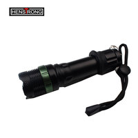 Pince multifonction en acier inoxydable OEM en gros avec lampe rechargeable et ensemble d'outils de torche – Outils à main