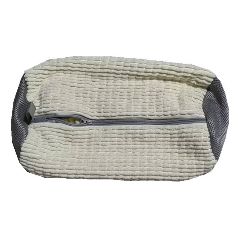 สีเทาอ่อน