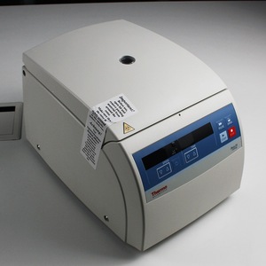  Centrifugeuse miniature ventilée Pico 21, 24 x 2,0, 1,5 ml, 14500 tr/min, usage en laboratoire - Product Image 1