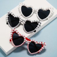 FF4186 mode femmes filles lunettes de soleil oeil de chat plage fête amour en forme de lunettes de soleil lunettes perle en forme de coeur lunettes de soleil