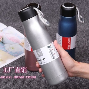 Elegante Botella de Agua de Acero Inoxidable de 500 ml, Aislada para Frío y Calor, Portátil, para Deportes al Aire Libre, Camping, para Hombres y Mujeres - Product Image 1